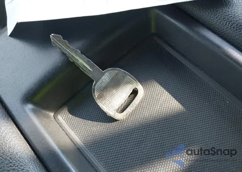 2005 Chevrolet Tahoe Z71 z USA, uszkodzony, nr VIN 1GNEK13Z45R219179